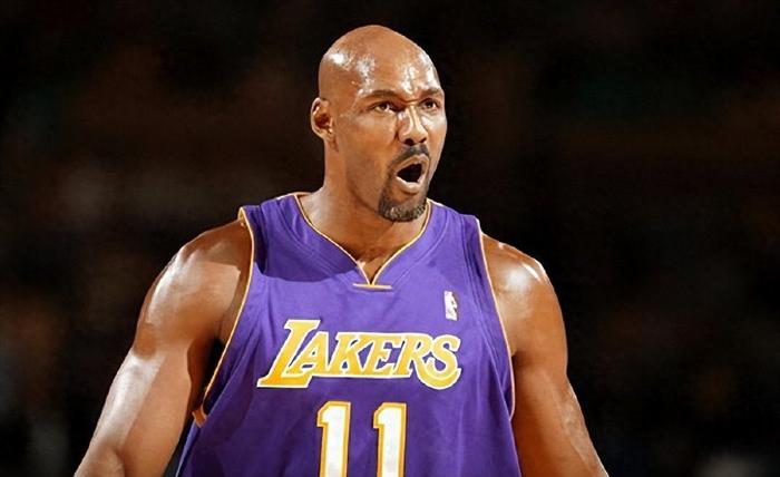 九游体育官网-实力尚存却退役的10大NBA球星！伯德太特别，乔丹科比圆满谢幕