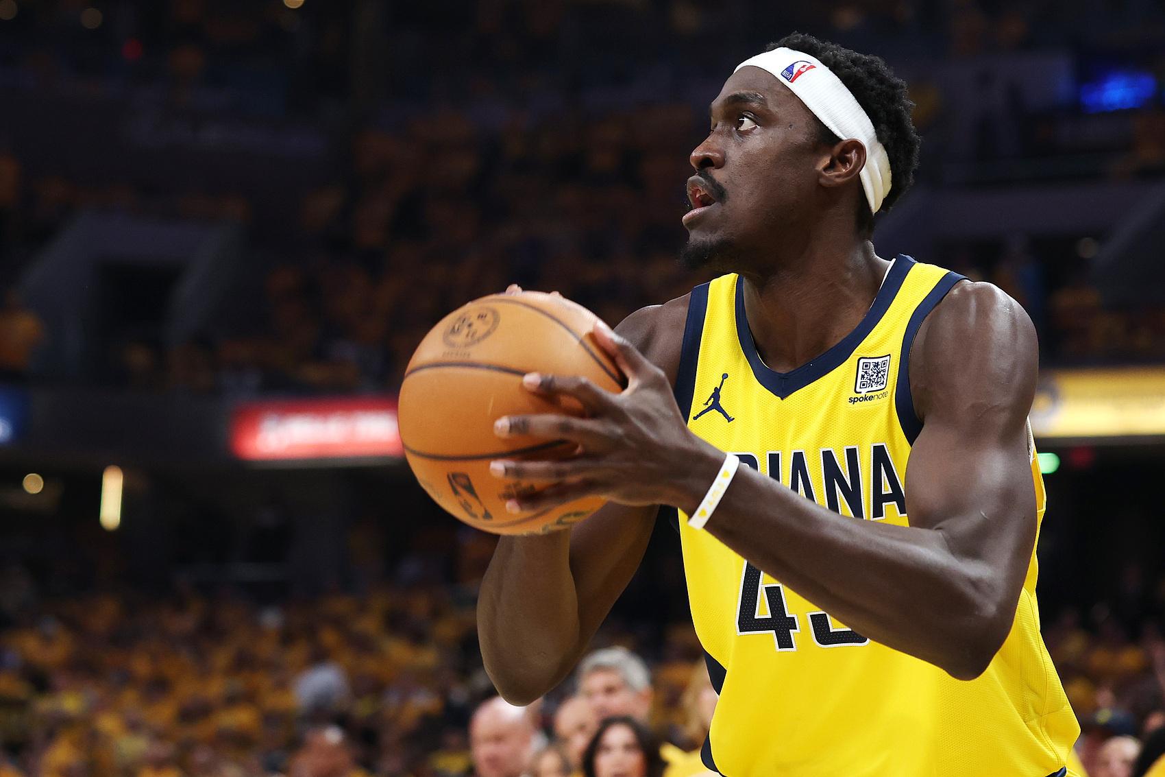 西亚卡姆：球队之间现在已无秘密可言 一切都只是关乎拼搏