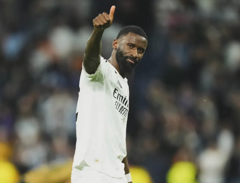 九游体育入口-法媒：尽管沙特有意吕迪格，但他首选是与皇马续约