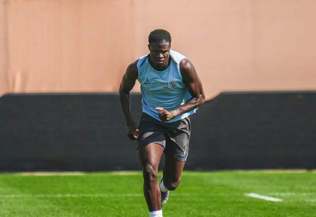 九游体育官网-盖伊2天后首秀，申花新三叉戟互补，马镇预定一门 签李昊基本没戏